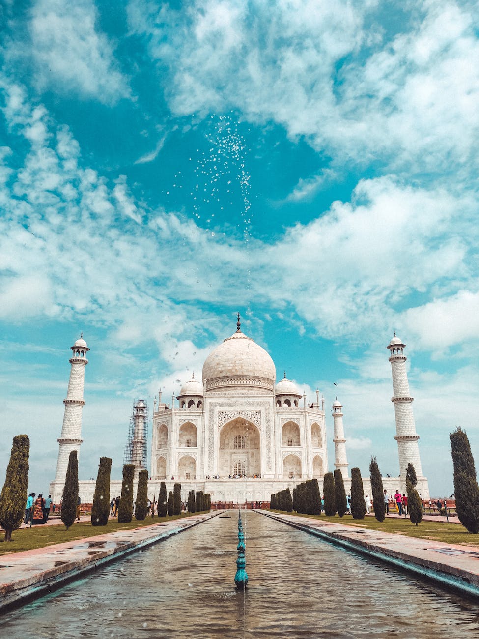 The Timeless Beauty of the Taj Mahal: A Historical Marvel and Its Enduring&nbsp;Impact